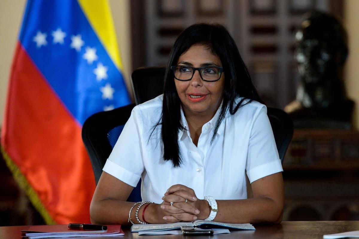 Venezuela'dan ABD'ye: Kendi işine bak