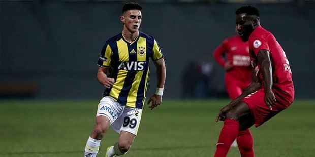 Eljif Elmas'ın cezası 1 maça düşürüldü