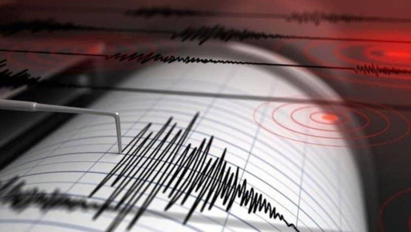 İzmir'de 4.3 büyüklüğünde deprem