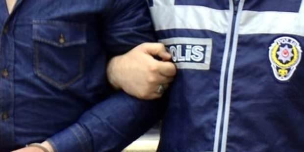 Dolandırıcı kendini ‘savcı’ olarak tanıttı; polis ‘çöpçü’ kılığına girip yakaladı 