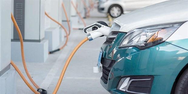 Almanya’da 2030'e kadar trafiğe yeni çıkacak araçların yüzde 80’inin elektrikli olması bekleniyor