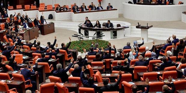 Türk askerinin Irak, Suriye ve Lübnan'daki görev sürelerinin uzatılması kararları Resmi Gazete'de yayımlandı