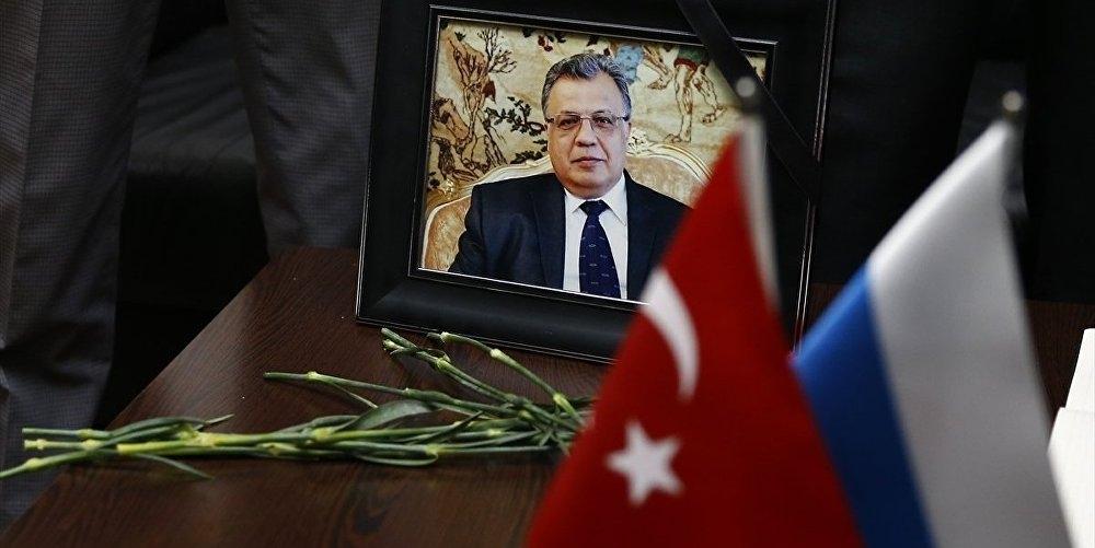 Karlov suikastı davasında sanıklara savunma için ek süre verildi