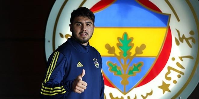 Premier Lig'den 4 takım Ozan Tufan için derbiye geliyor