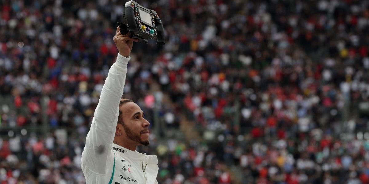 Hamilton, 2. olmasına rağmen Schumacher'in bir rekorunu daha egale etti