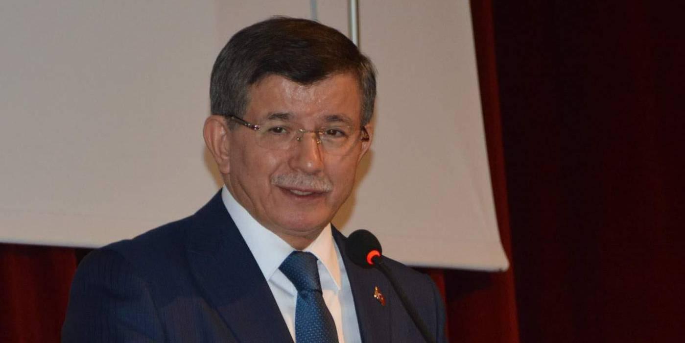 Davutoğlu: Türkiye'de son derece yüksek bir karamsarlık yaygınlaşmakta