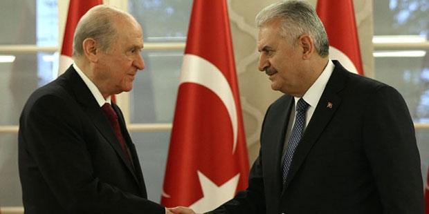 Bahçeli fikir değiştirdi; daha önce "Gerek yok" dediği Binali Yıldırım'ın istifasını 'sağlıklı' buldu