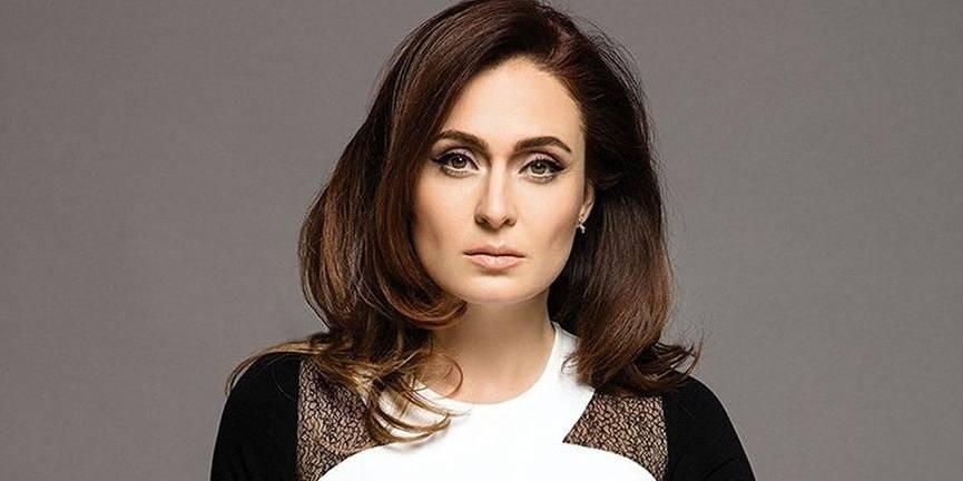 Ceyda Düvenci: Hepimiz yaralı bir neslin yetiştirdiği yaralı çocuklarız