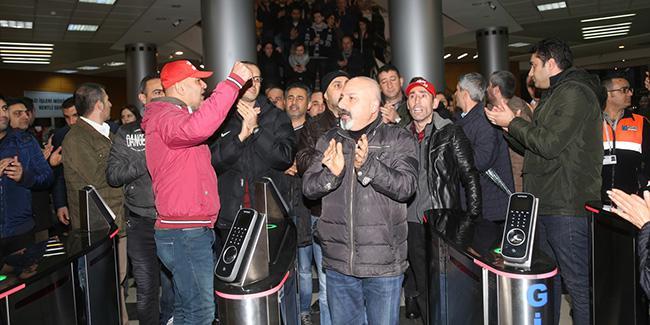 Kadıköy Belediyesi'nde iş bırakma eylemi 