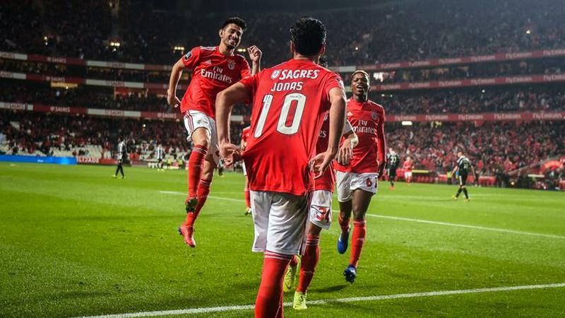 Benfica İstanbul'a eksik geliyor