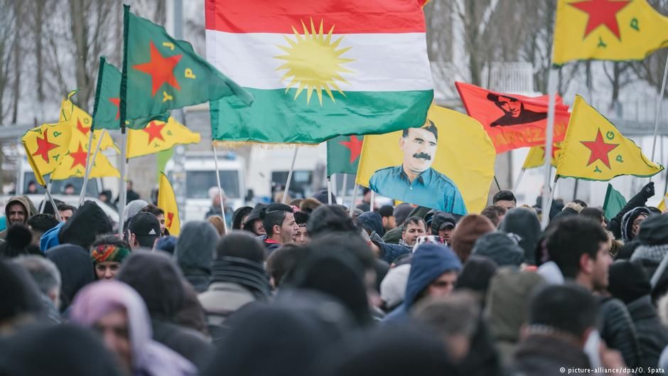 Suriye'nin kuzeyinde Öcalan eylemi