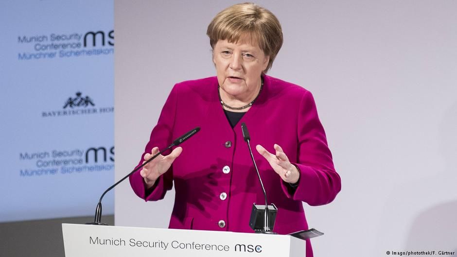 Merkel: Rus gaz molekülü her halükarda Rus gaz molekülü