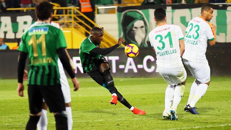 Akhisarspor 8 maç sonra galip