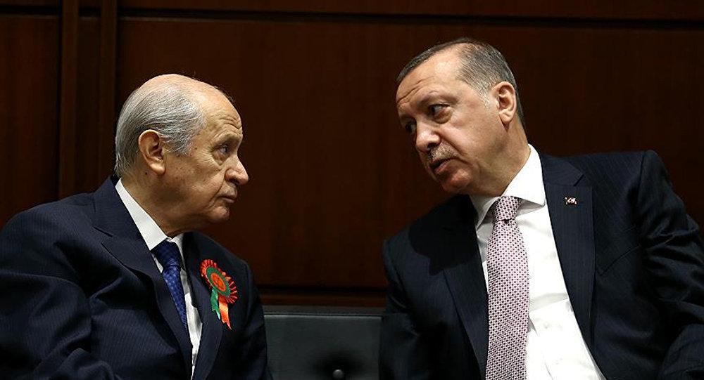 Murat Yetkin: Bahçeli, Erdoğan iktidarının kendisine bağımlı olarak “simbiyotik” halde sürmesini istiyor