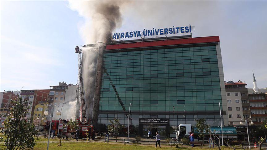 Avrasya Üniversitesi yerleşkesinde yangın