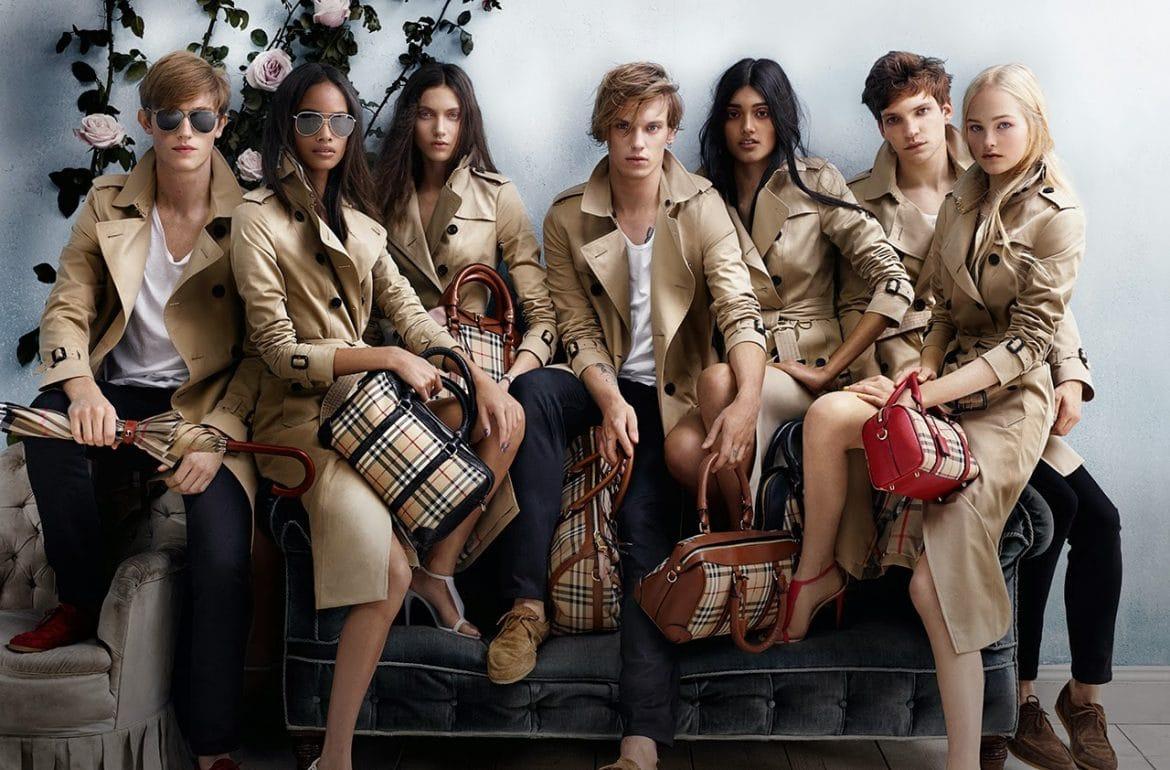 Burberry kürkten sonra plastik kullanımını da durduruyor