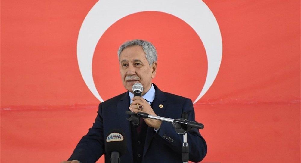 Arınç'ın konuşması tartışma yarattı; MHP'liler salonu terk etti