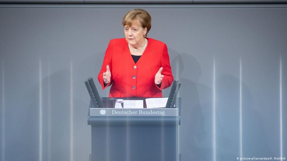 Merkel: Brexit koşullu olarak ertelenebilir