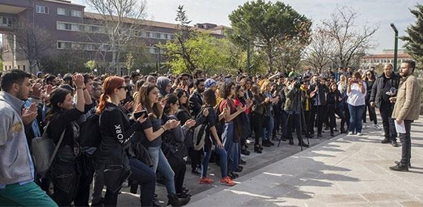 Ankara Üniversitesi öğrencilerinden cinsel istismar protestosu