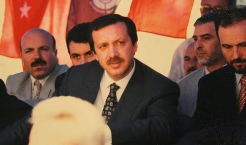 "25 yıl önce Erdoğan da topal ördekti"