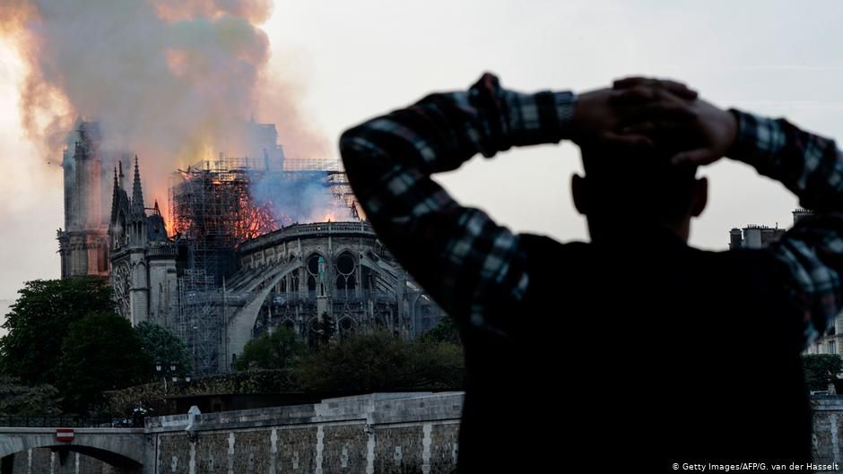 Fransa'dan Notre Dame için mimari yarışma