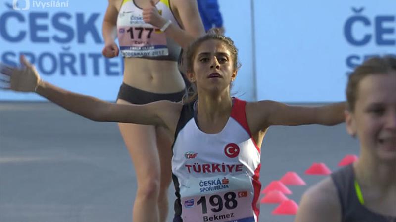 Meryem Bekmez, Türkiye rekoru kırdı