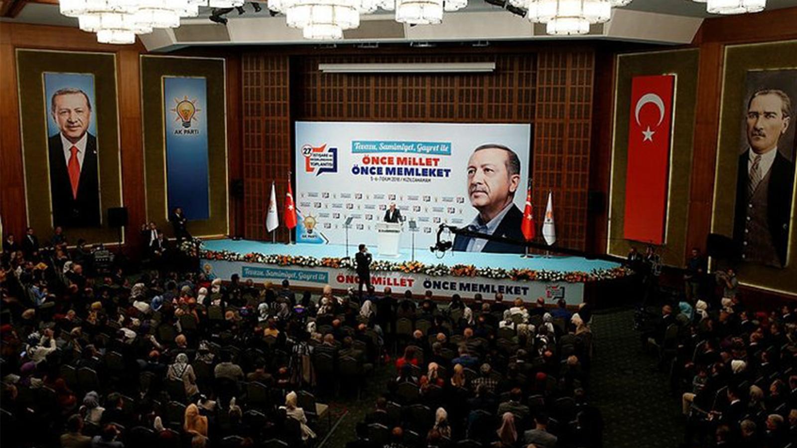 "AK Parti'nin Kızılcahamam toplantısında herkes eteğindeki taşı dökmüş"