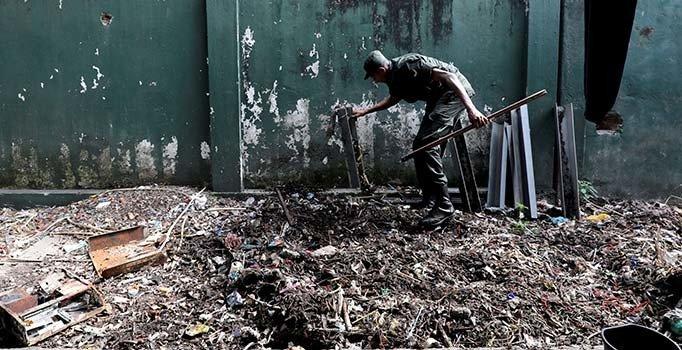 Sri Lanka'da Müslümanlara ait dükkan ve araçlara saldırı