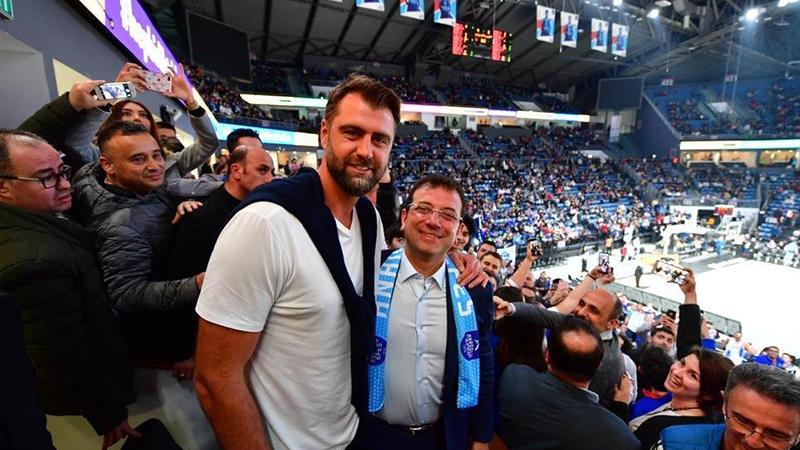 Mehmet Okur'dan Ekrem İmamoğlu'na destek