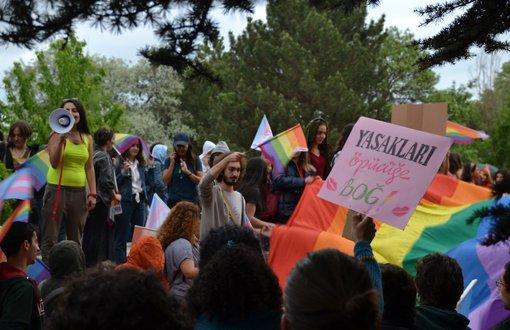 ODTÜ LGBTİ+ Dayanışması, 9. Onur Yürüyüşüne yasak kararı hakkında açıklama yaptı.