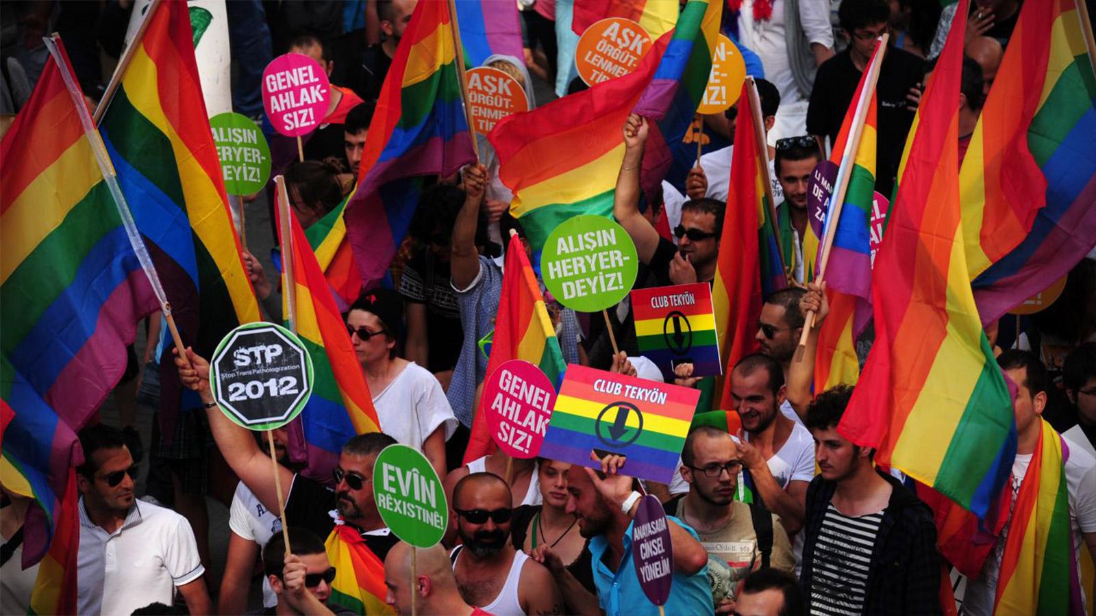 27. İstanbul LGBTİ+ Onur Haftası’nın teması açıklandı: Ekonomi ne ayol?