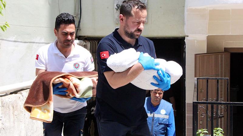 3 aylık ikizler beşiklerinde ölü bulundu; baba "Çocuklarımıza cin musallat oldu” dedi