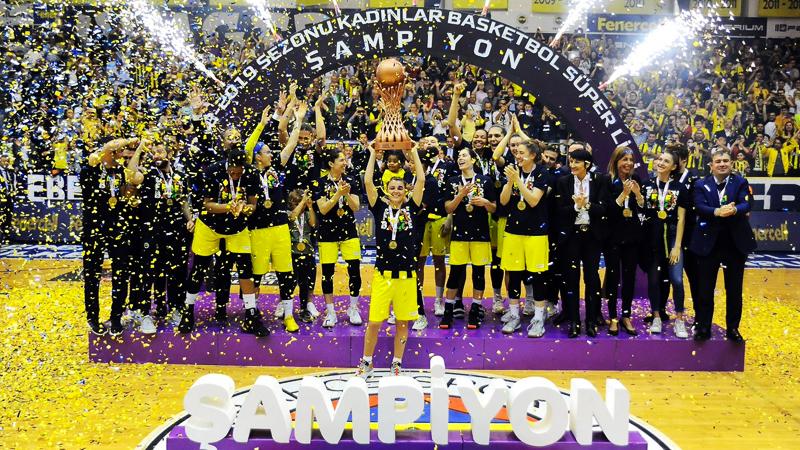 Potada şampiyon Fenerbahçe