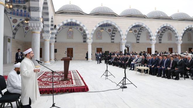 Türkiye yurt dışında nerelerde cami inşa etti, maliyetleri ne?