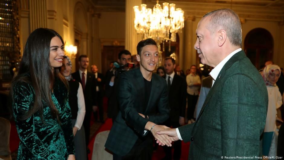 Mesut Özil Erdoğan’ın iftar yemeğine katıldı