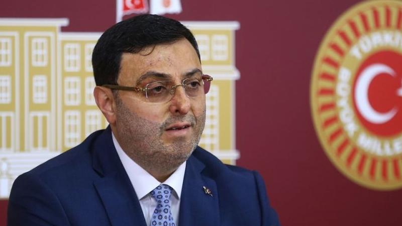 AKP'li vekil: Sayın İmamoğlu soy ismini niye değiştirmiş, onu açıklasın