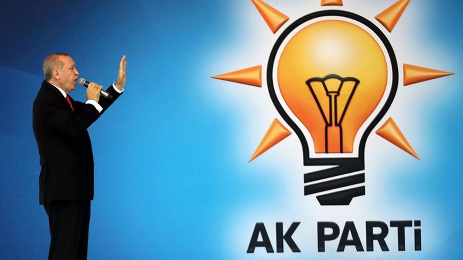 Yeni Şafak yazarı: 2023 yılı için AK Parti iktidarı cepte değil, genel seçimlerde yenilgiye uğraması muhtemel