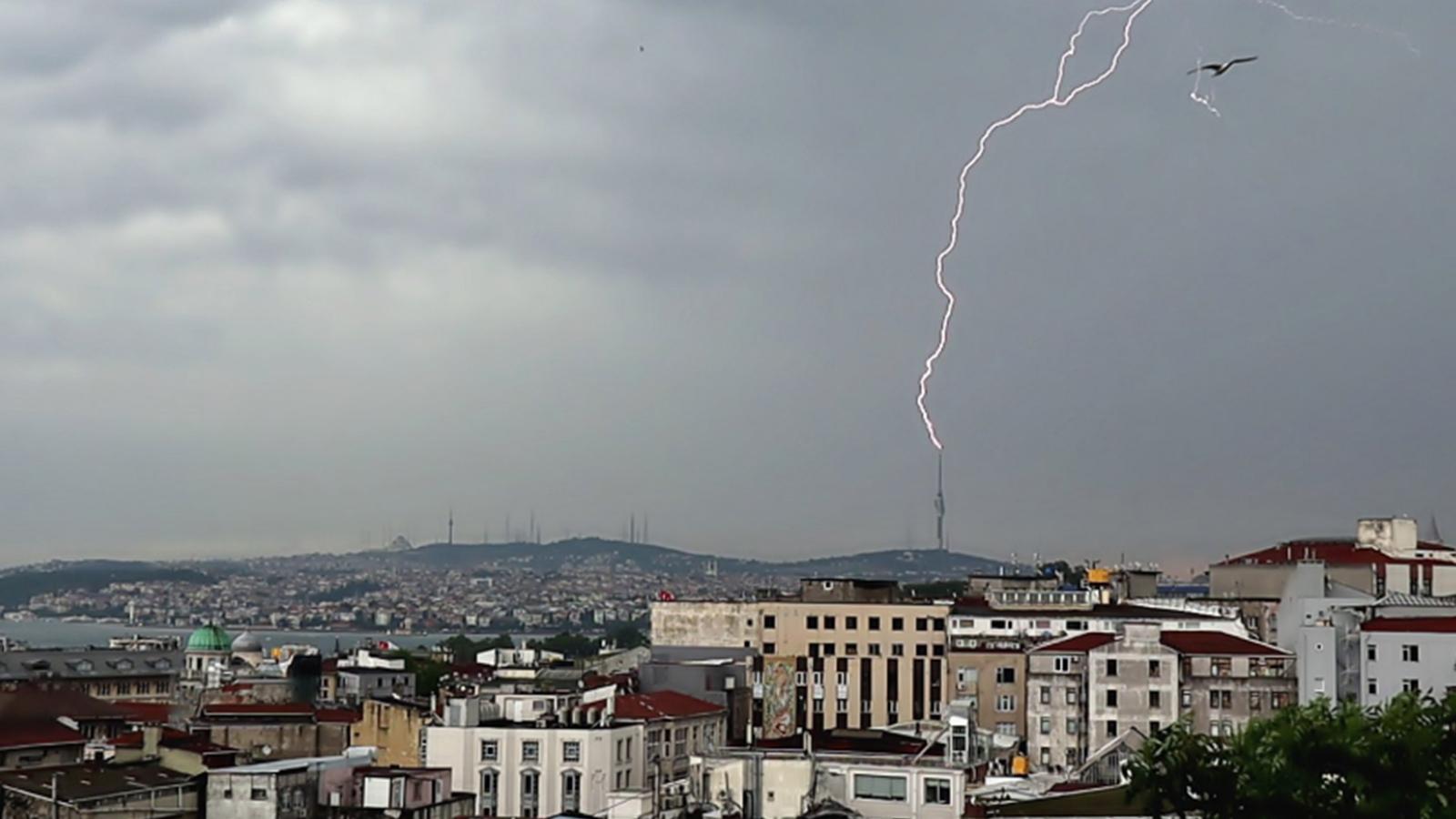 İstanbul'da kuvvetli yağış etkili oldu