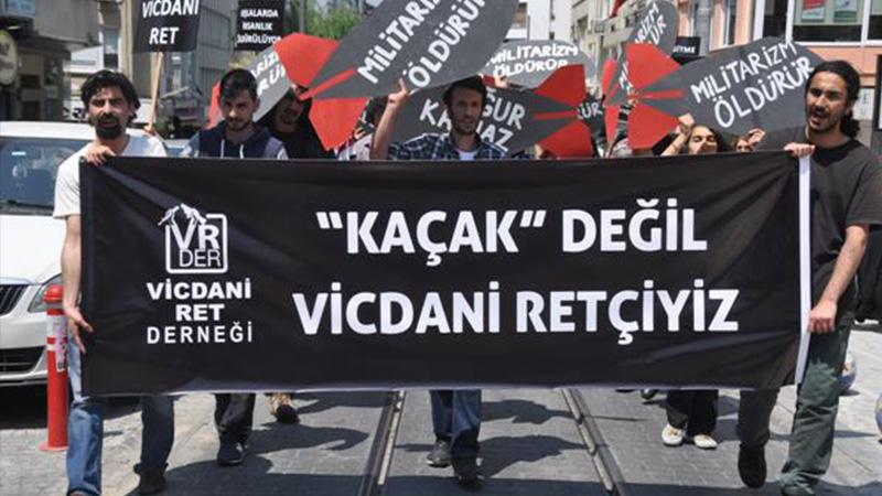 Yeni askerlik sistemi, ‘vicdani ret’e kapıyı aralamadı