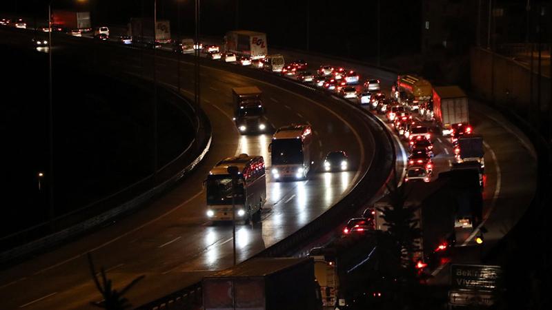 Otoyollarda bayram yoğunluğu