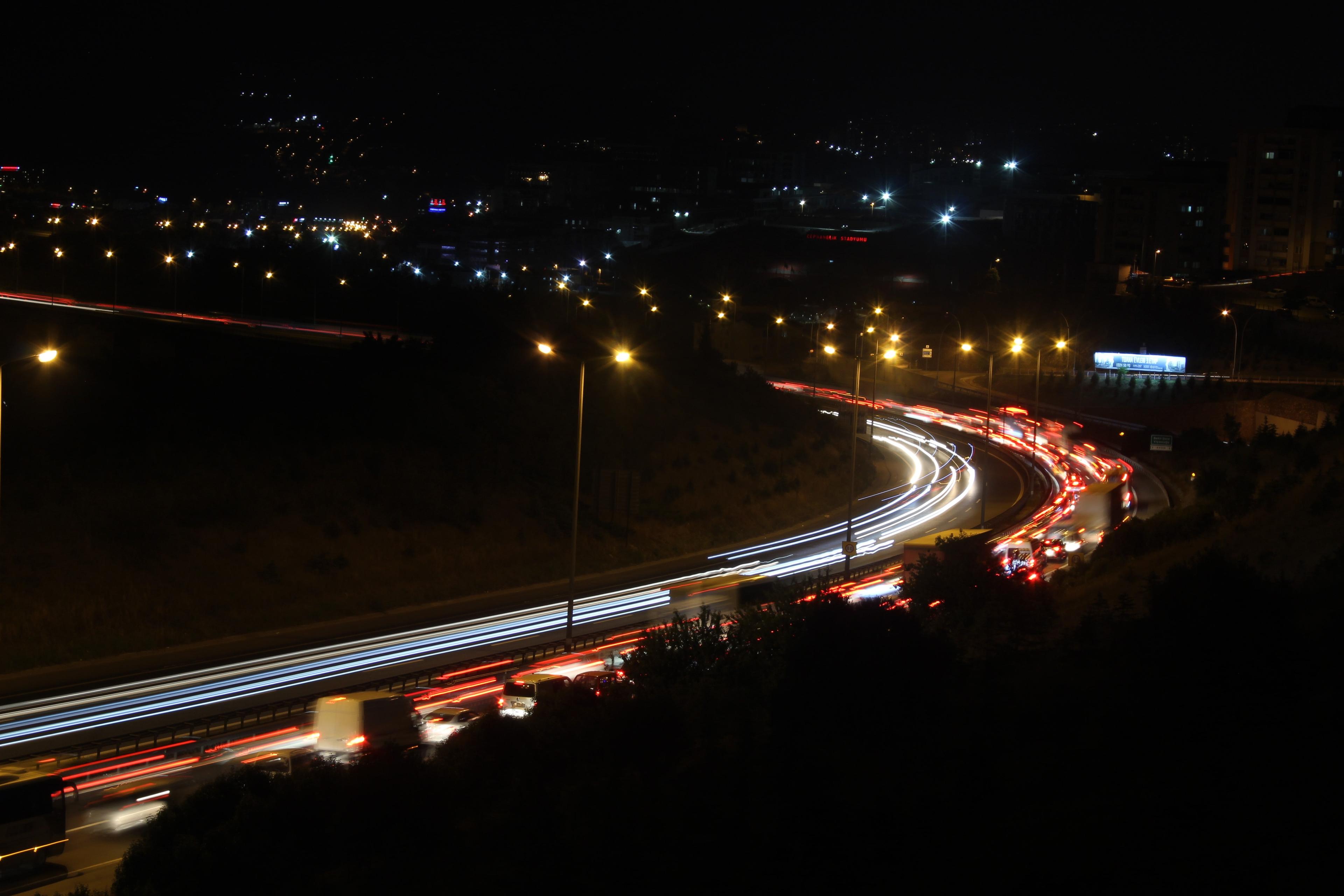 Tatilciler yola çıktı, TEM otoyolunda trafik durma noktasına geldi