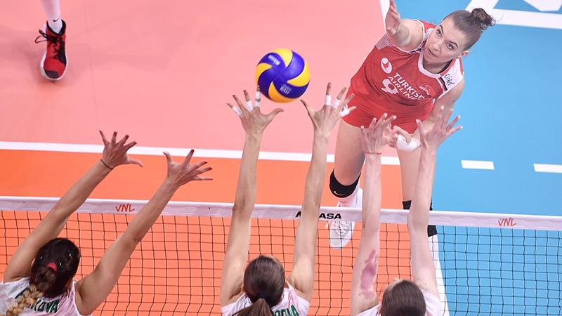 A Milli Kadın Voleybol Takımı, Bulgaristan’ı 3-0 mağlup etti