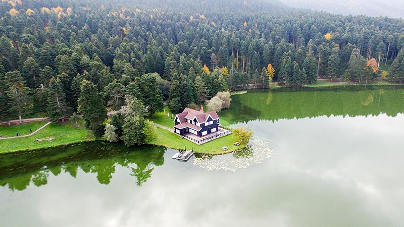 Mahkemeden Gölcük Tabiat Parkı'na yapılacak köşk ve bungalov projesine durdurma