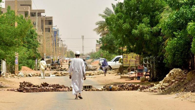 Sudan'da "sivil itaatsizlik" hareketinin ilk gününde 4 kişi öldürüldü