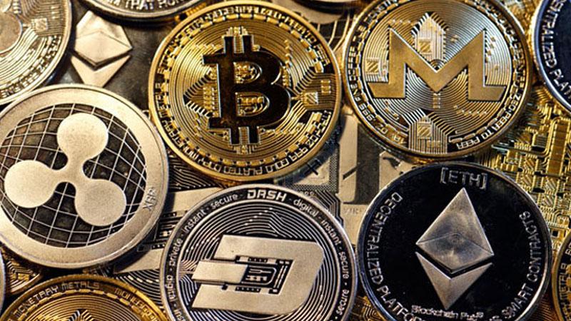 Bitcoin yeniden 8 bin dolara yükseldi