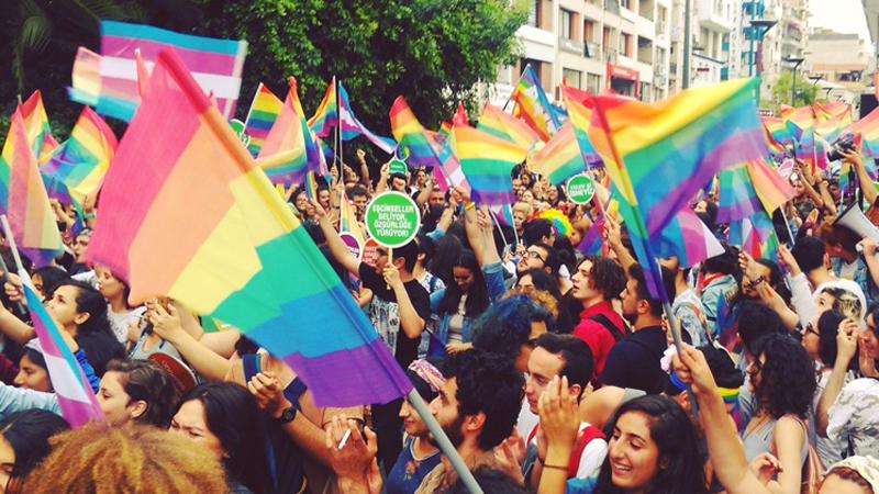 Müzik grubu Bajar'dan LGBTİ+ Onur Haftası için özel klip