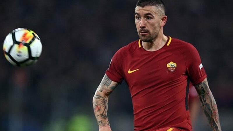 Fenerbahçe, Aleksandar Kolarov'u İstanbul'a getirdi