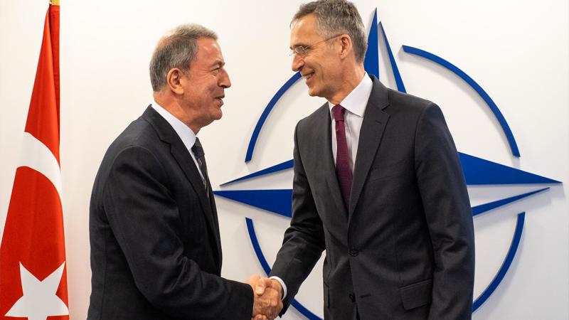 Akar, NATO Genel Sekreteri Stoltenberg ile görüştü