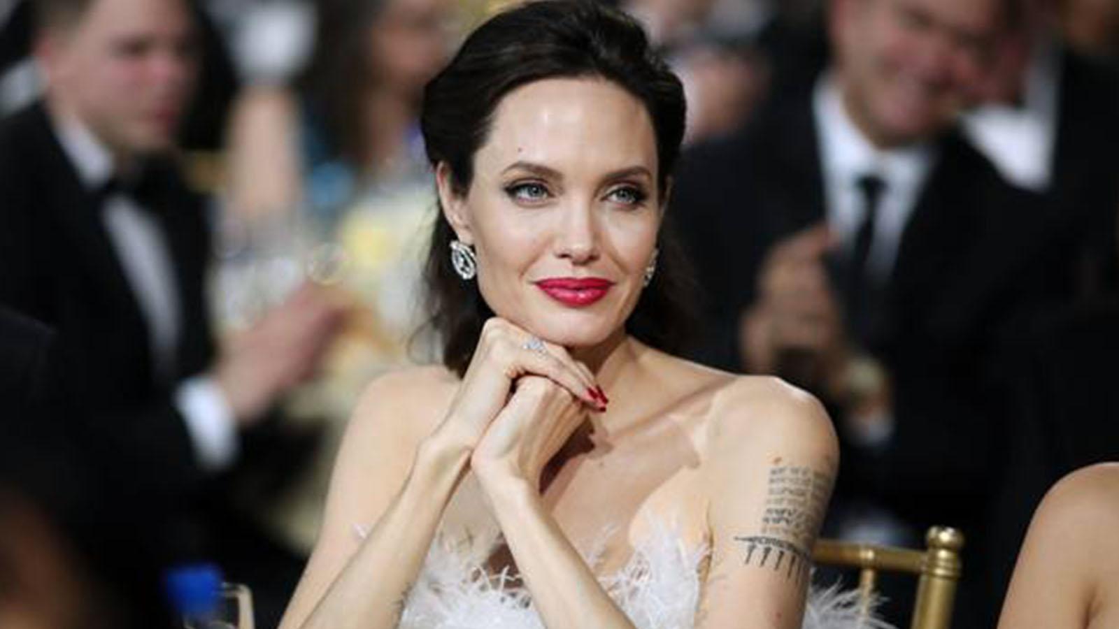 Angelina Jolie Time dergisinde editör oldu