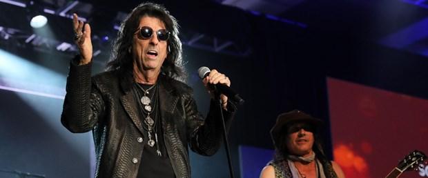 Alice Cooper eşiyle yaptığı 'ölüm anlaşmasını' açıkladı